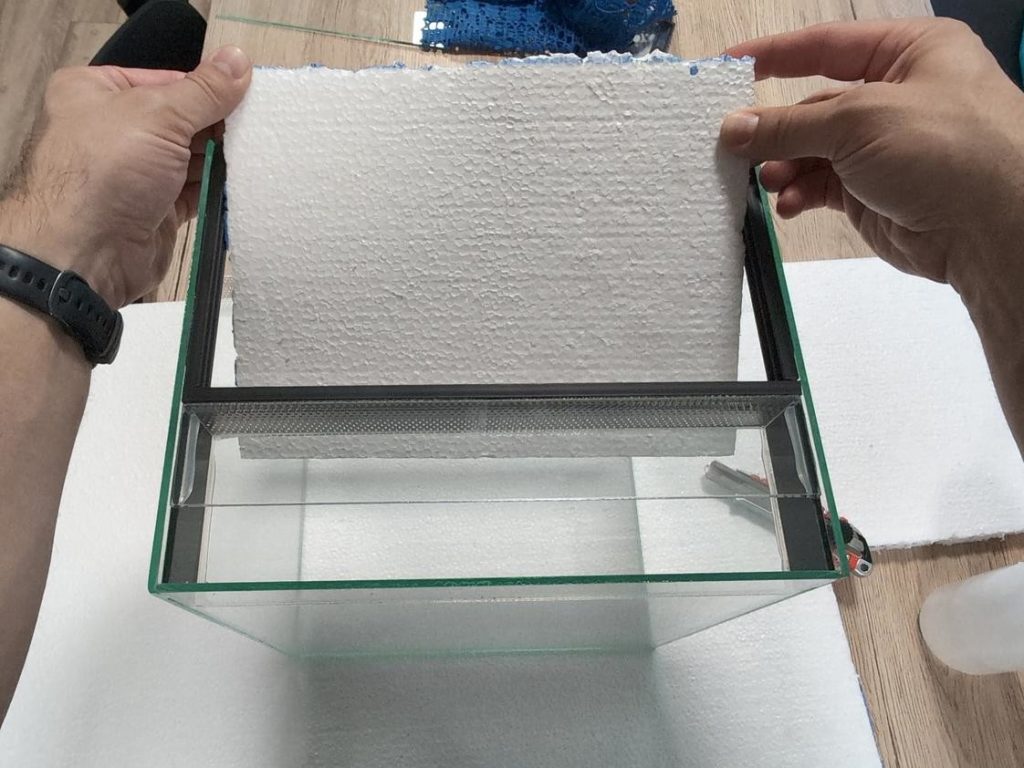 Background Making: Measuring and Cutting 3